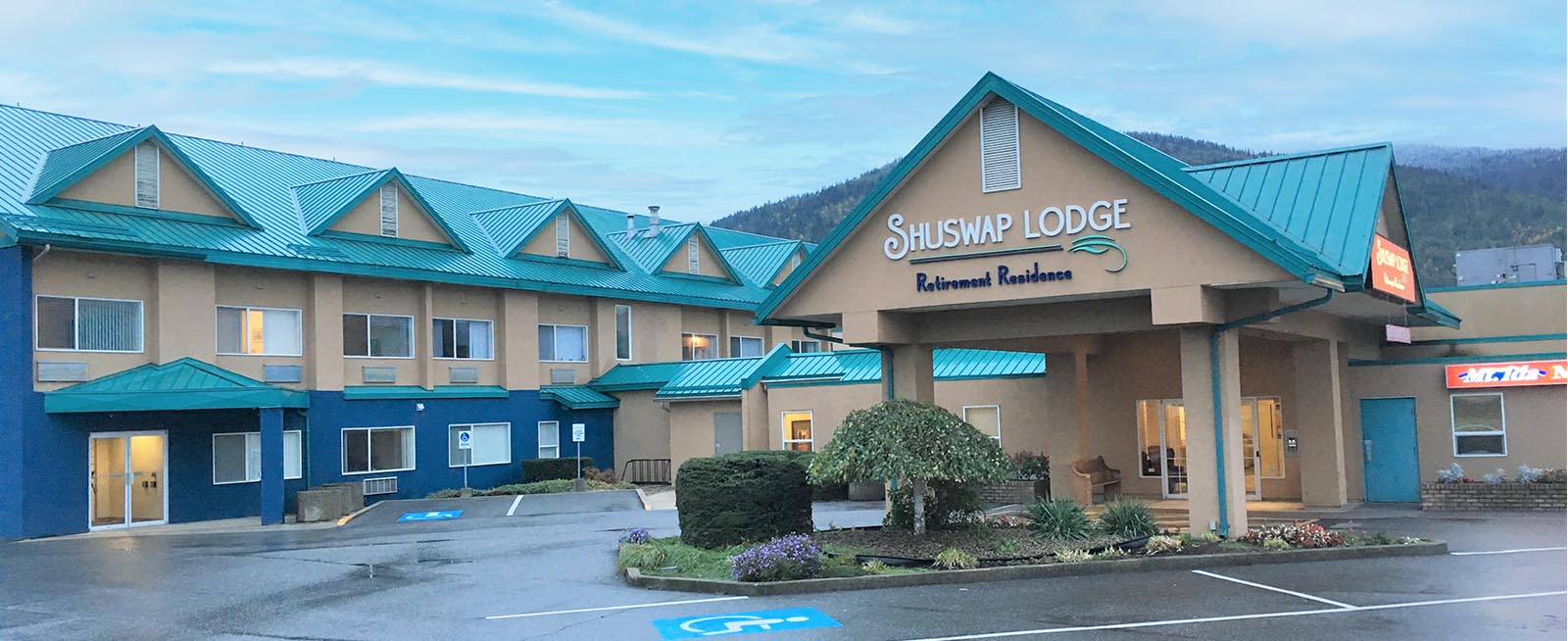Book a Tour Shuswap Lodge Seniors Community Salmon Arm, BC